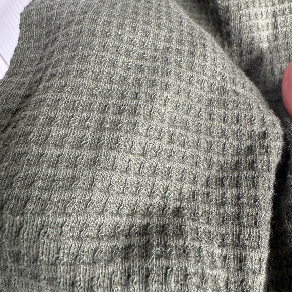 MARINE LAYER NWT Men’s Long Sleeve Box Waffle Knit Henley Forest Night Size M - Picture 5 of 10